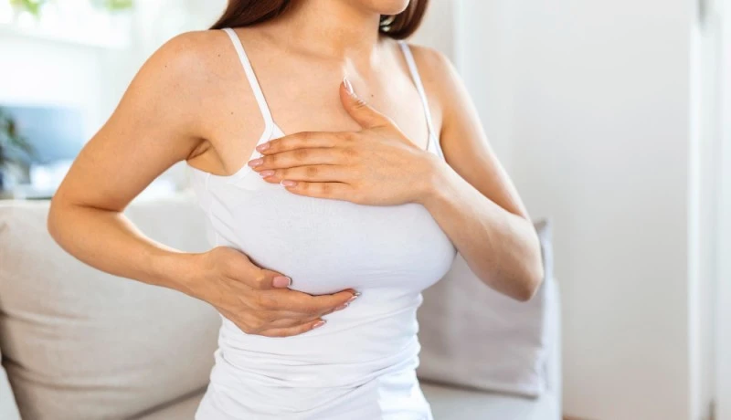 Mamoplastia redutora: descubra os benefícios dessa cirurgia e como ela pode melhorar a sua saúde e bem-estar